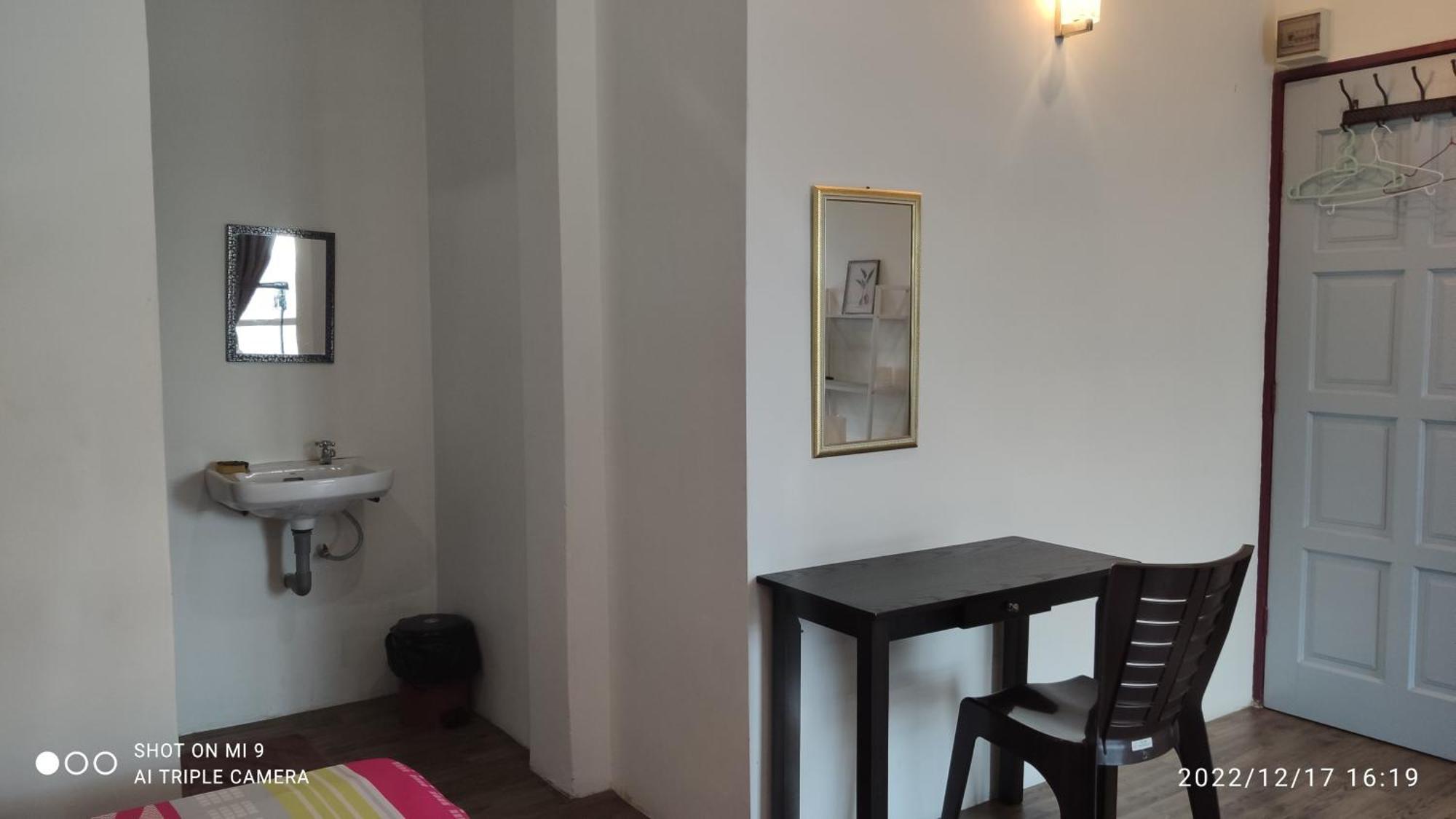 Benuthomestay Τζόχορ Μπάχρου Δωμάτιο φωτογραφία